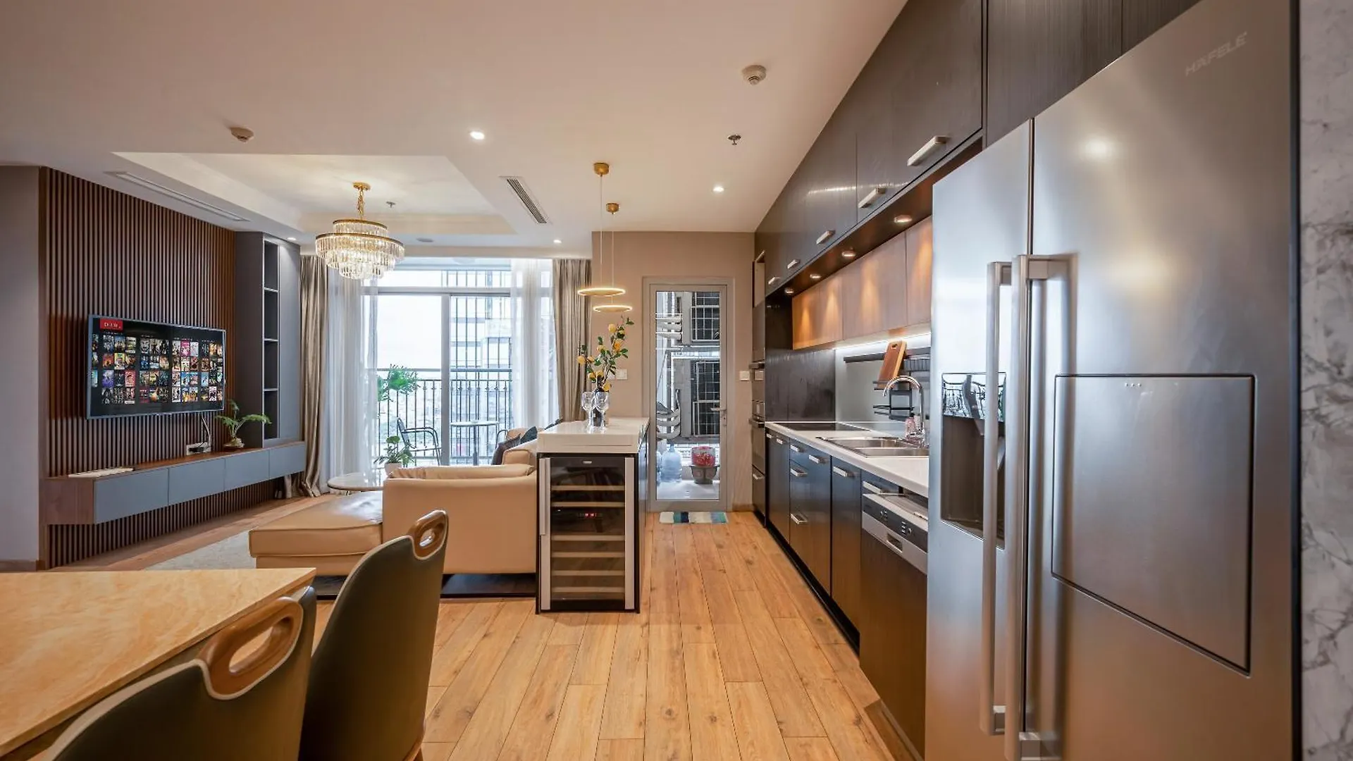 Celavie Serviced Apartment - The Vinhomes And Landmark Ho Či Minovo Město 0*,  Vietnam