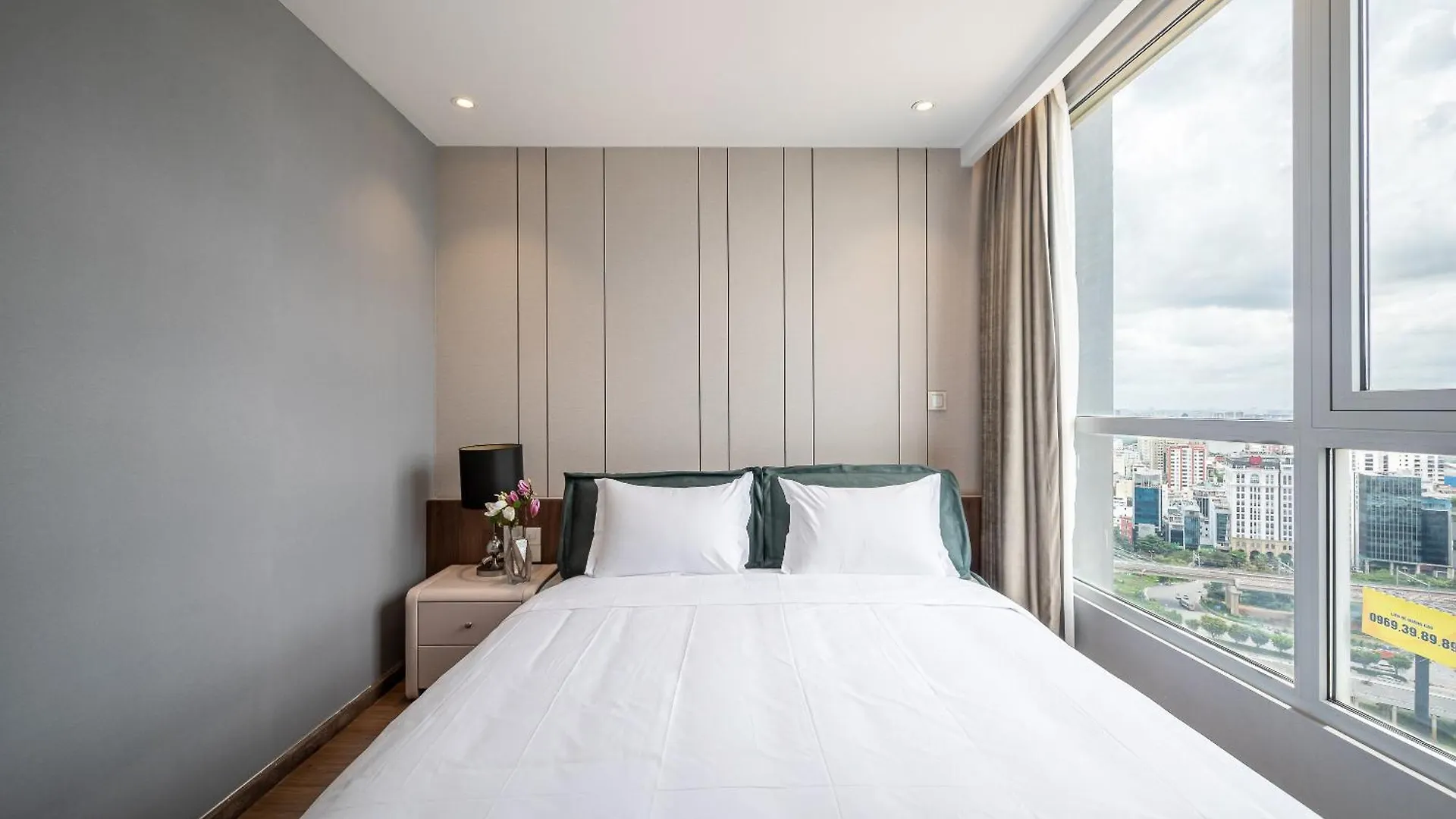 Celavie Serviced Apartment - The Vinhomes And Landmark Ho Či Minovo Město