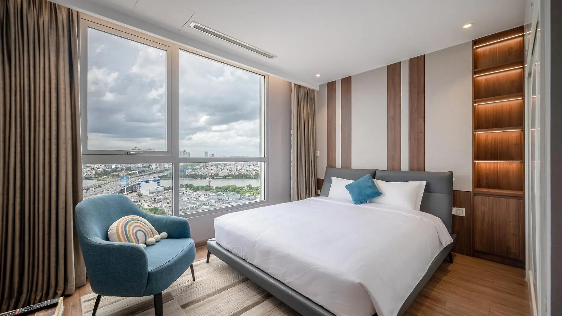 Celavie Serviced Apartment - The Vinhomes And Landmark Ho Chi Minh City Vietnam