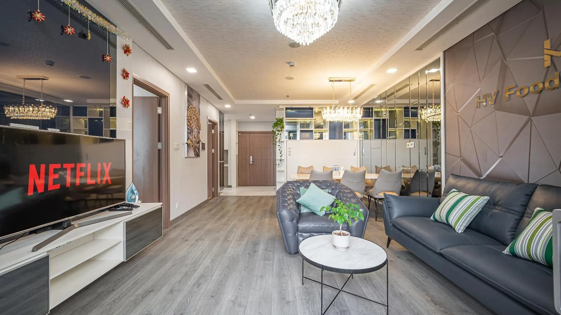Celavie Serviced Apartment - The Vinhomes And Landmark Ho Či Minovo Město