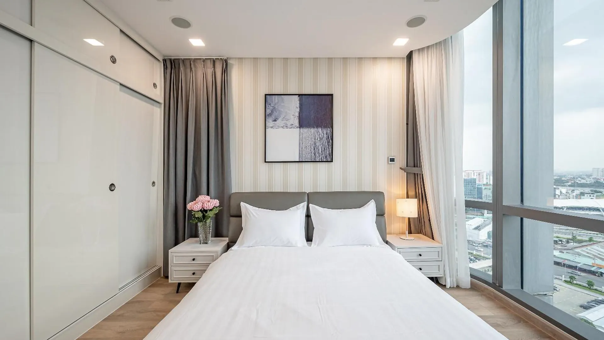 Celavie Serviced Apartment - The Vinhomes And Landmark Ho Či Minovo Město