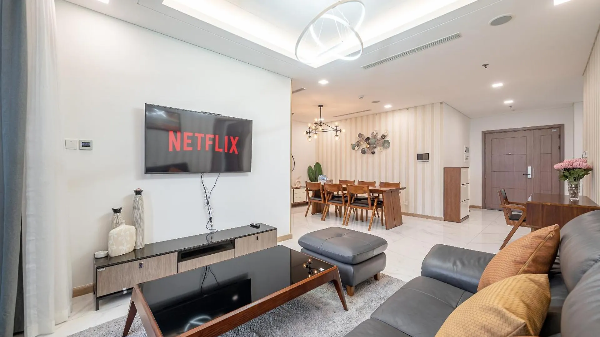 Celavie Serviced Apartment - The Vinhomes And Landmark Ho Chi Minh City 0*,  Vietnam