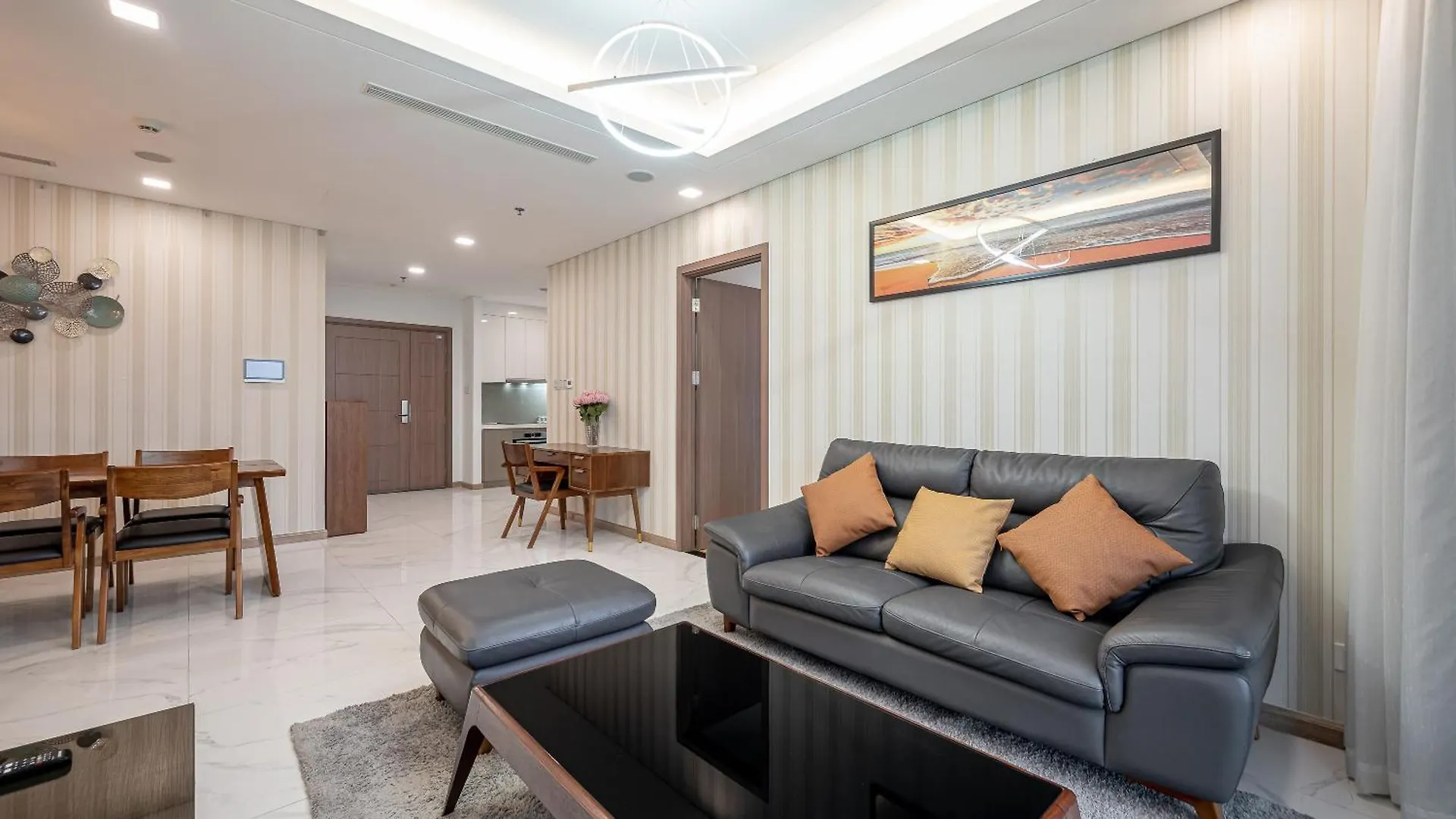 Celavie Serviced Apartment - The Vinhomes And Landmark Ho Chi Minh City