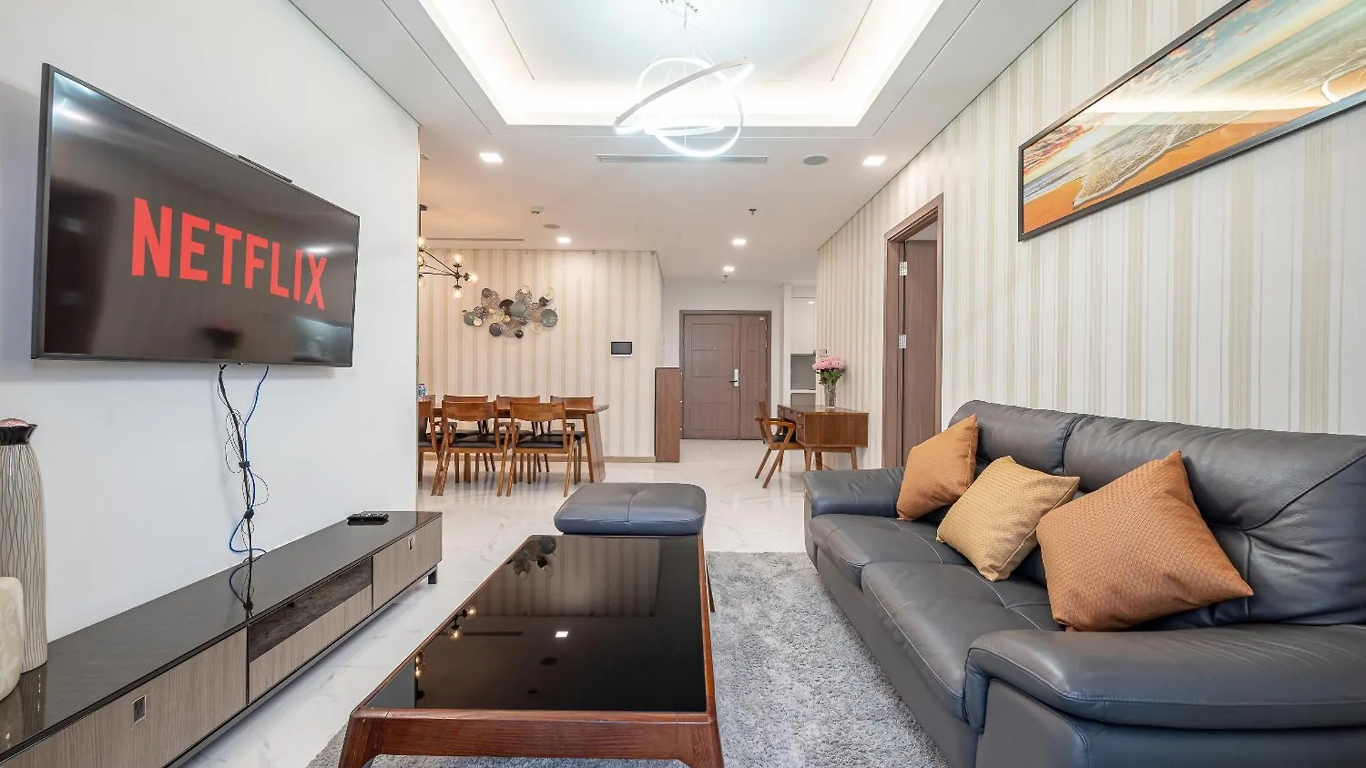 Celavie Serviced Apartment - The Vinhomes And Landmark Ho Chi Minh City